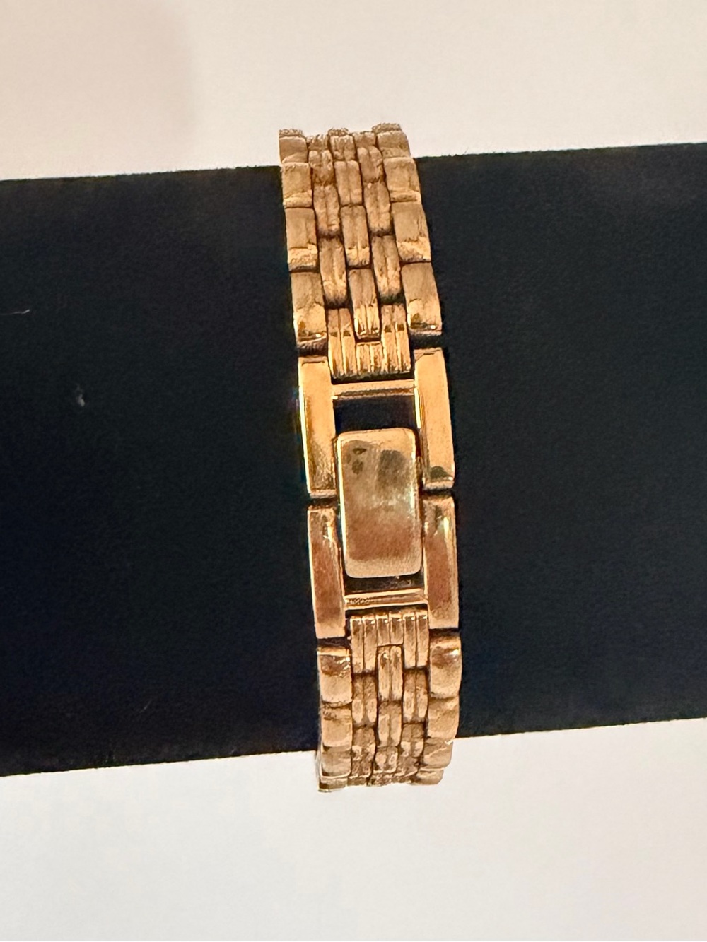 Seiko Gold Tone Watch with Day Date Calendar White Dial - Picture 10 of 14